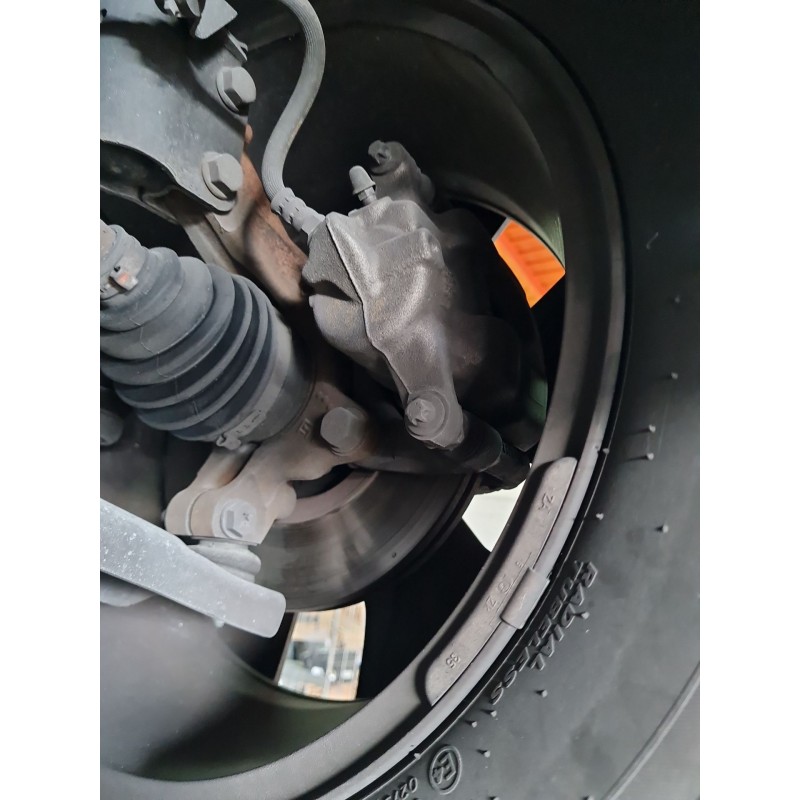 PINZA FRENO DELANTERA IZQUIERDA 410111208R 