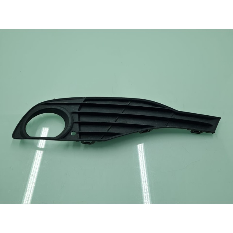 REJILLA PARAGOLPES IZQUIERDA 51117255365 