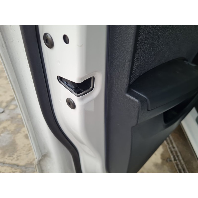 CERRADURA PUERTA DELANTERA IZQUIERDA 