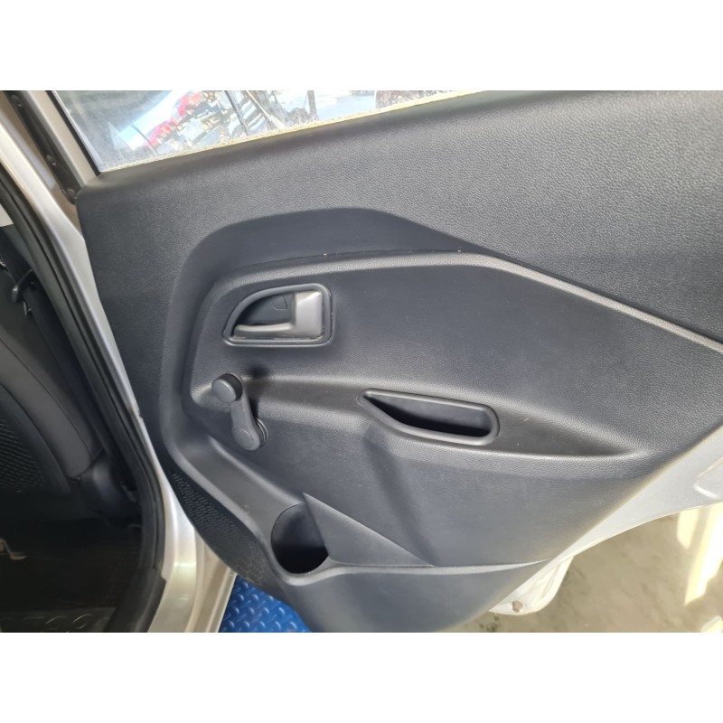 ELEVALUNAS TRASERO DERECHO 834021W000 