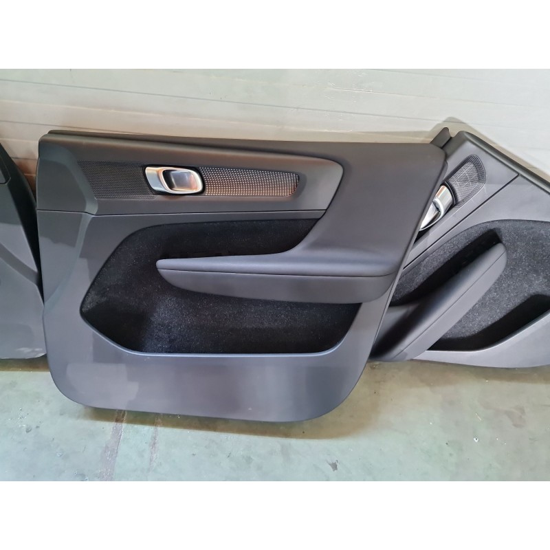 GUARNECIDO PUERTA DELANTERA DERECHA 32274184 