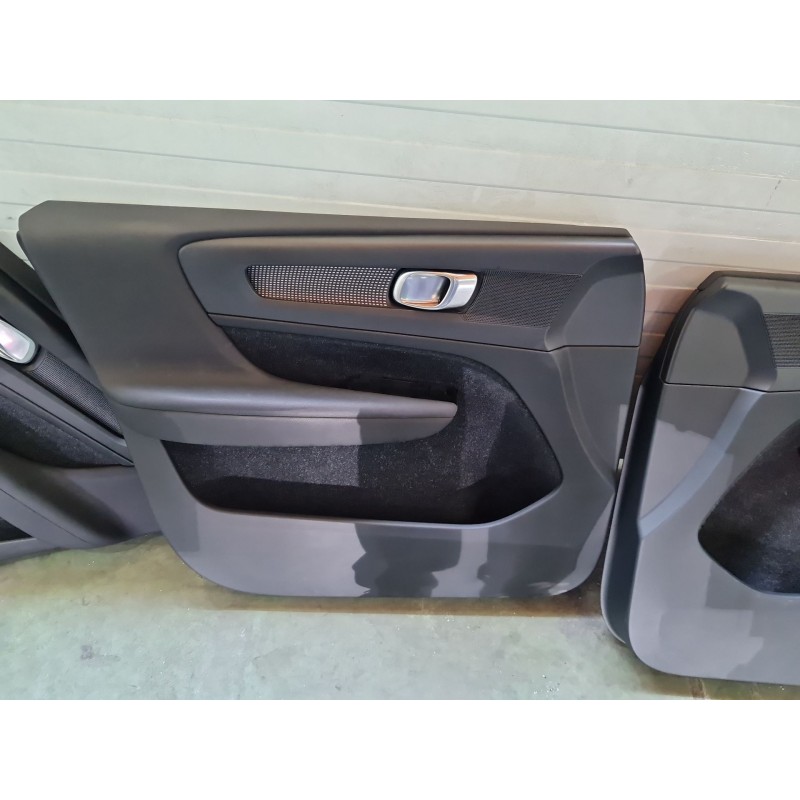 GUARNECIDO PUERTA DELANTERA IZQUIERDA 32274182 