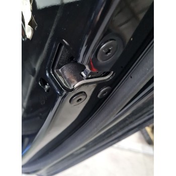 CERRADURA PUERTA TRASERA DERECHA 