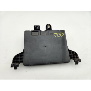 CAJA RELES / FUSIBLES 13277317 