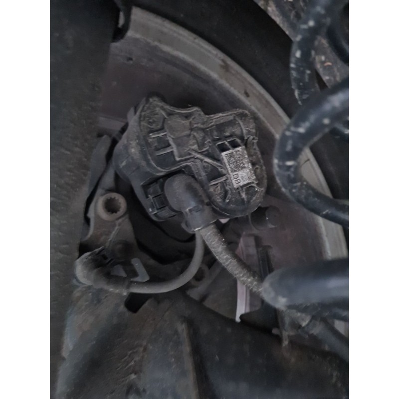 PINZA DE FRENO TRASERA IZQUIERDA 8V0615423D 