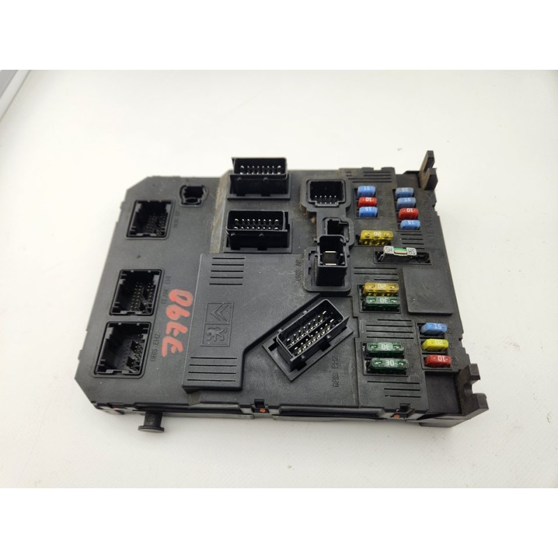 CAJA RELES / FUSIBLES 9655708380 