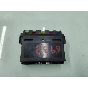 CAJA RELES / FUSIBLES 8921153020 