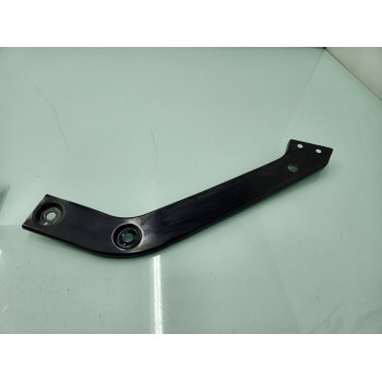 SOPORTE FARO DERECHO 5NA805932A 