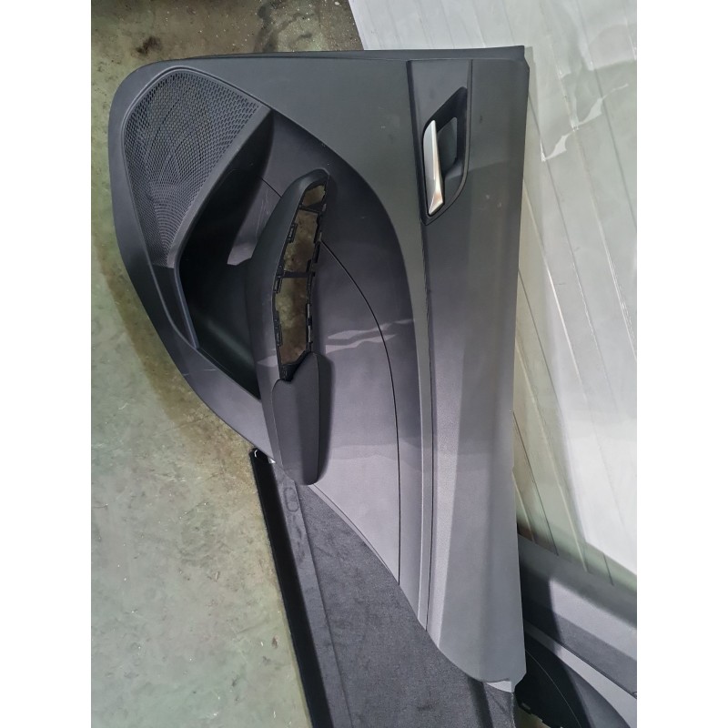GUARNECIDO PUERTA TRASERA DERECHA 11199054PHD 
