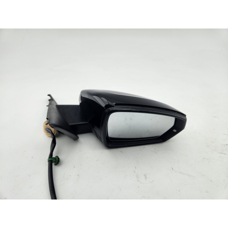 RETROVISOR DERECHO 