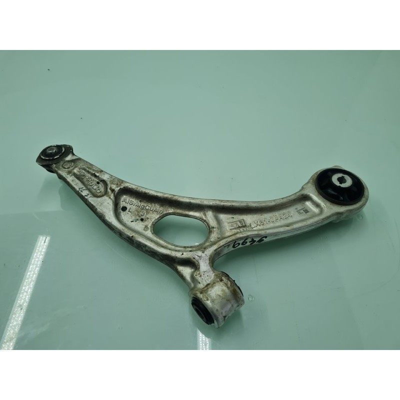 BRAZO SUSPENSION INFERIOR DELANTERO IZQUIERDO LX613A424 