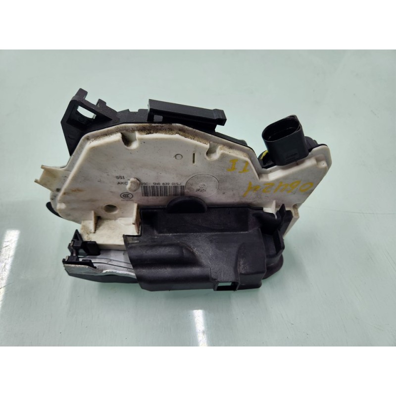 CERRADURA PUERTA TRASERA IZQUIERDA 5N0839015J 