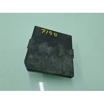 CAJA RELES / FUSIBLES 284B7BB00B 