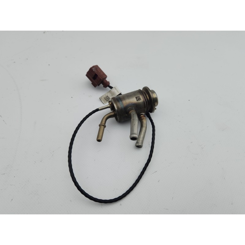 INYECTOR AD BLUE 05L131113A 