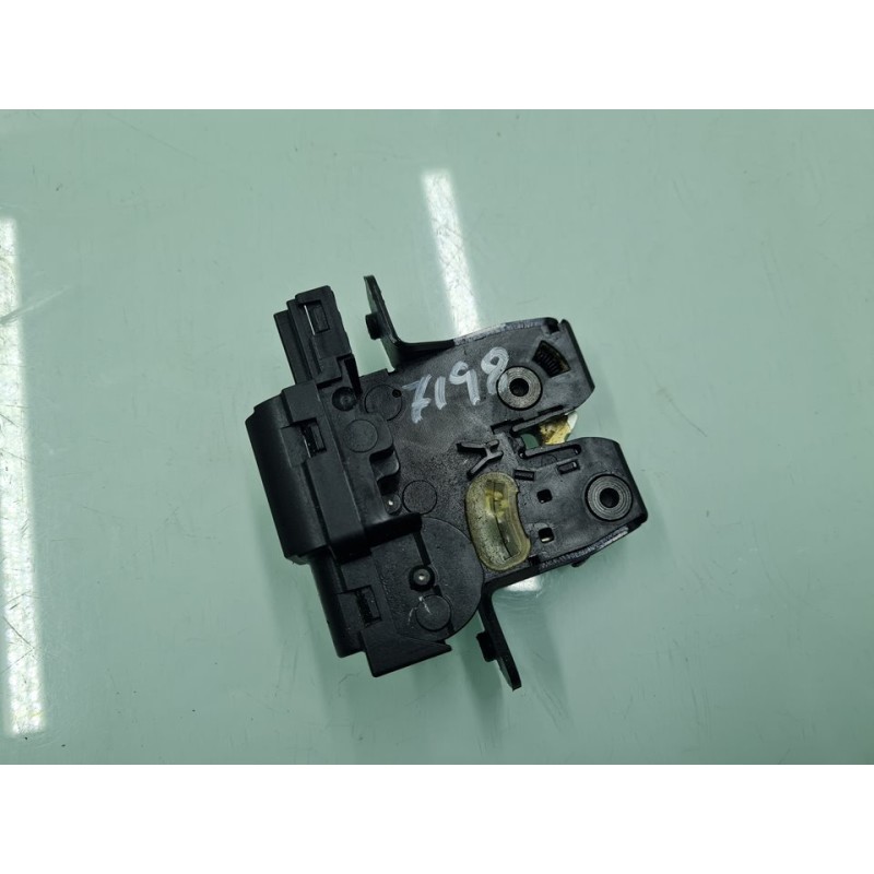 CERRADURA MALETERO / PORTON 90502EY10A 