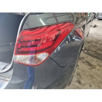 PILOTO TRASERO DERECHO 924023Z6 