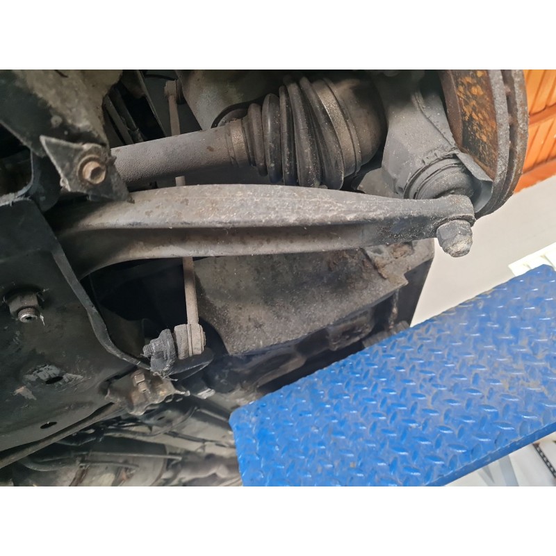 BRAZO SUSPENSION INFERIOR DELANTERO IZQUIERDO 1643188780 