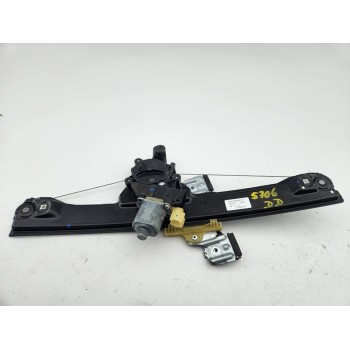 ELEVALUNAS DELANTERO DERECHO GN15A23200FB 