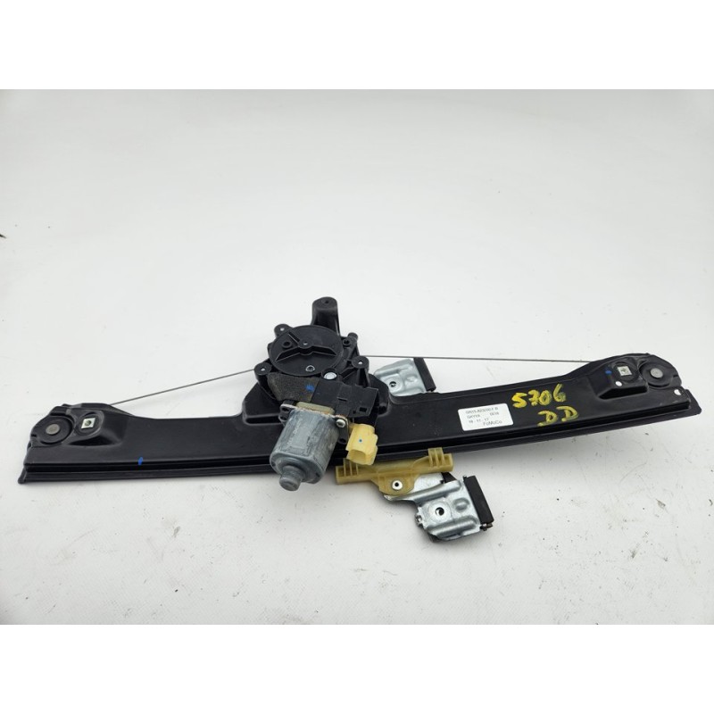 ELEVALUNAS DELANTERO DERECHO GN15A23200FB 