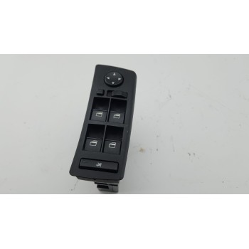 MANDO ELEVALUNAS DELANTERO IZQUIERDO 6962506 