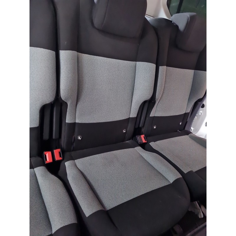 ASIENTO TRASERO 