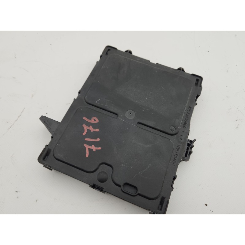 CAJA RELES / FUSIBLES 284B13432R 