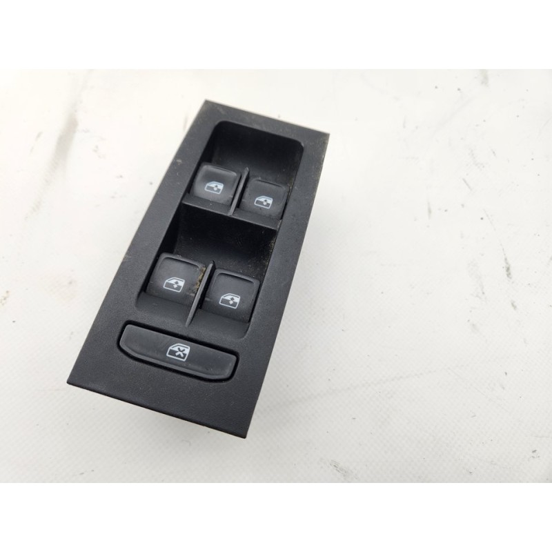 MANDO ELEVALUNAS DELANTERO IZQUIERDO 5E0959857A 