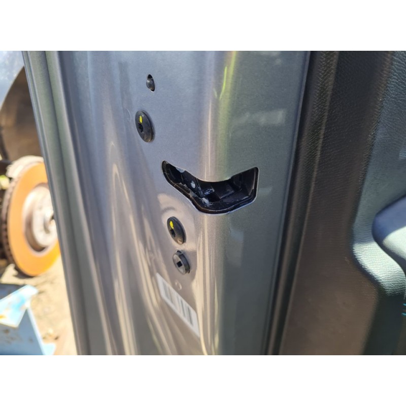 CERRADURA PUERTA DELANTERA IZQUIERDA 