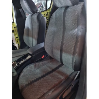 ASIENTO DELANTERO IZQUIERDO 