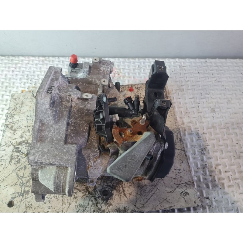 CAJA CAMBIOS MZK 