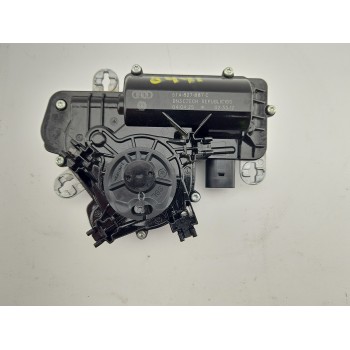 MOTOR CIERRE CENTRALIZADO MALETERO / PORTON 5TA827887C 