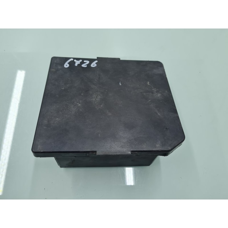 CAJA RELES / FUSIBLES 284B7BB00C 