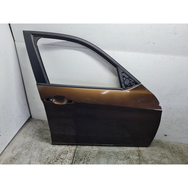 PUERTA DELANTERA DERECHA 