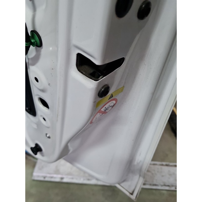CERRADURA PUERTA DELANTERA DERECHA 5K1837016J 