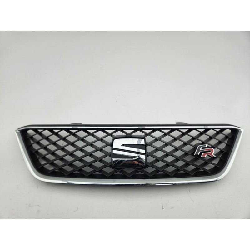 REJILLA DELANTERA 6J0853654H 