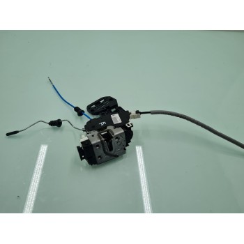CERRADURA PUERTA DELANTERA IZQUIERDA A1667200135 