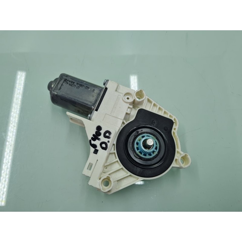 MOTOR ELEVALUNAS DELANTERO DERECHO 8K0959802B 