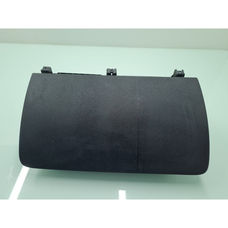 GUANTERA 4L1857035D 
