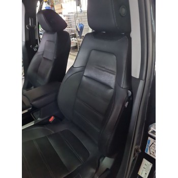 ASIENTO DELANTERO IZQUIERDO 