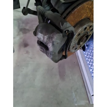 PINZA DE FRENO DELANTERA IZQUIERDA 8V0615123 