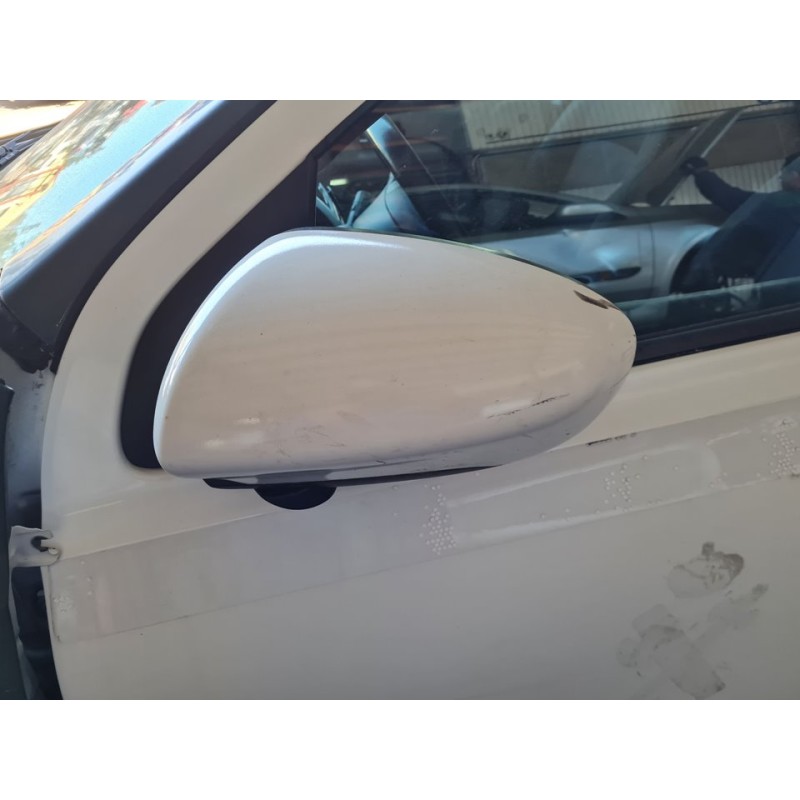 RETROVISOR IZQUIERDO 