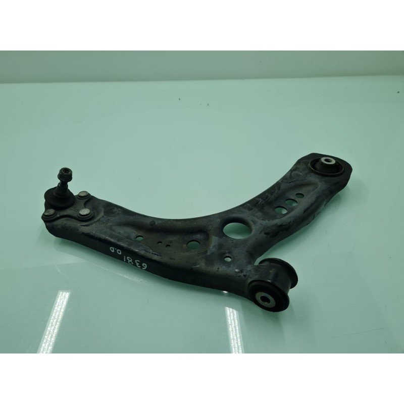 BRAZO SUSPENSION INFERIOR DELANTERO DERECHO 5Q0407152L 