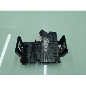 CAJA RELES / FUSIBLES 9240490 