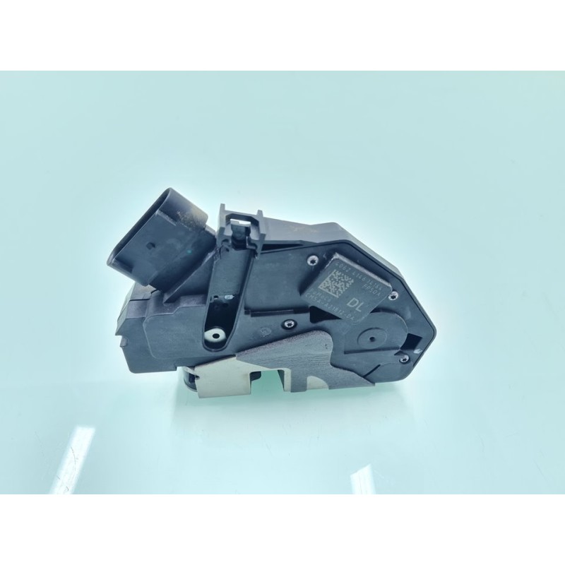 CERRADURA PUERTA DELANTERA DERECHA CM5AA21812DA 