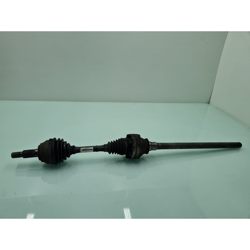 TRANSMISION DELANTERA DERECHA 7L0407271E 