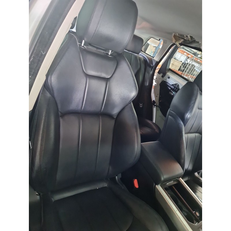 ASIENTO DELANTERO DERECHO 