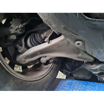 BRAZO SUSPENSION INFERIOR DELANTERO DERECHO LR078656 / BJ323A052BD 