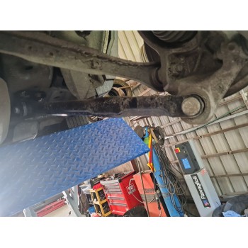 BRAZO SUSPENSION TRASERO DERECHO LR001175 / 6H525B764AD 