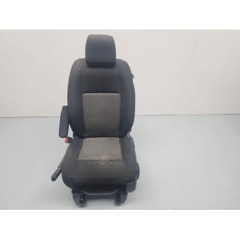 ASIENTO DELANTERO IZQUIERDO 