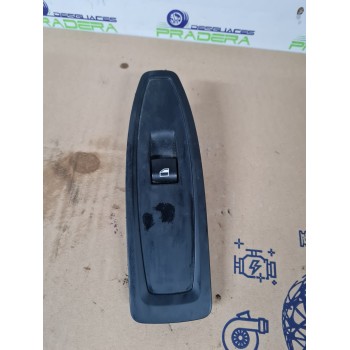 MANDO ELEVALUNAS DELANTERO DERECHO 920810702 